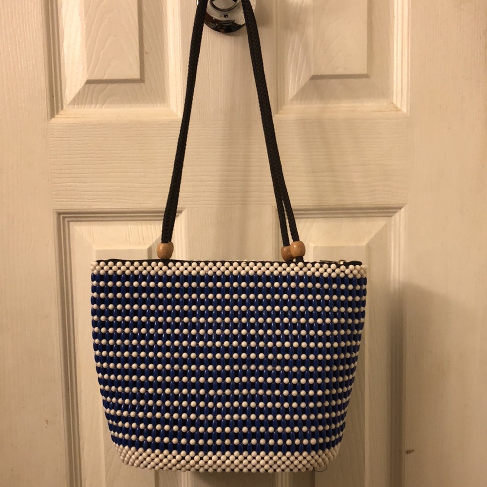 Beautiful Vintage Blue & White Beaded & Woven Bag